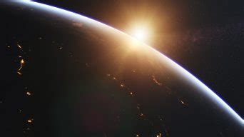 来自国际空间站的延时摄影，从太空看见的日落与地球_凤凰网视频_凤凰网