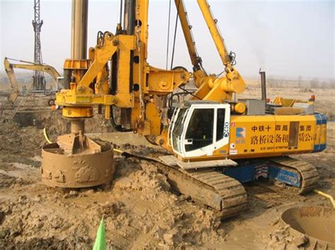 北京地铁旋挖钻机打桩施工案例-南京无限达