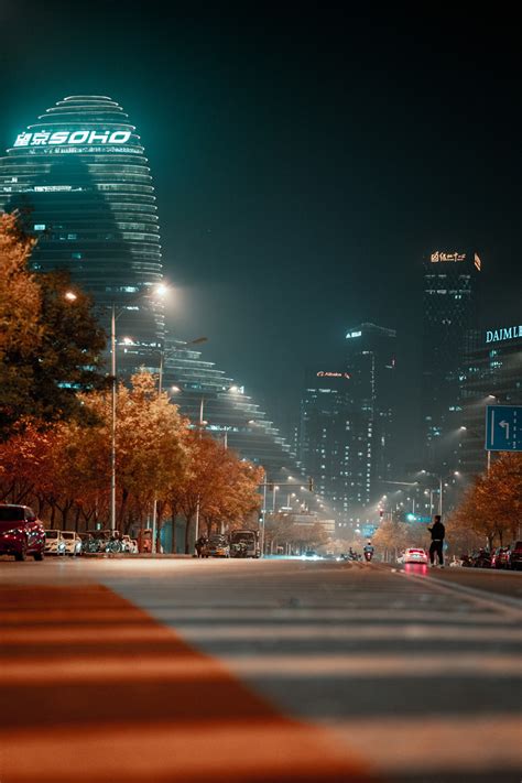 温顺地走入良夜，北京望京夜晚街头摄影 - 摄影作品 - Chiphell - 分享与交流用户体验