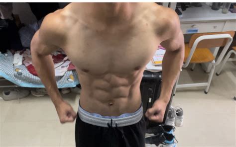 越南法国混血健美肌肉男模Steven Cao健身照片 steve cao身高体重 越南 东方帅哥 肌肉男模 健身迷网