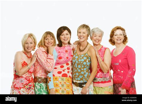 American groups ladies latin hi-res stock photography and images - Alamy