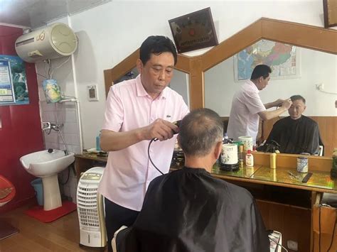 越南理发店，50元人民币享受帝王般的待遇，价格亲民且服务好！