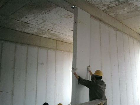 ALC墙板施工现场_ALC隔墙板产品_深雕建设