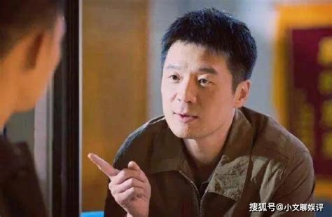 傅彪30岁儿子近照曝光，长相酷似爸爸，如今已成为优秀导演_凤凰网