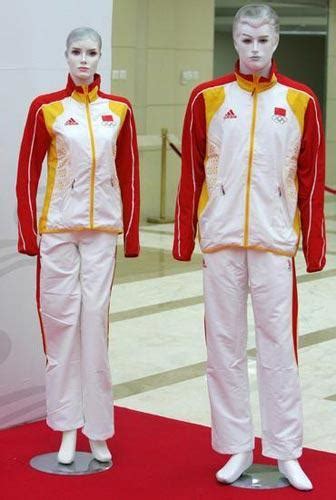北京奥运会开幕式中国运动员入场礼服亮相(组图)_资讯_凤凰网