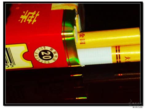 黄金叶软红——包装换新颜 味道却依然 - 香烟品鉴 - 烟悦网论坛