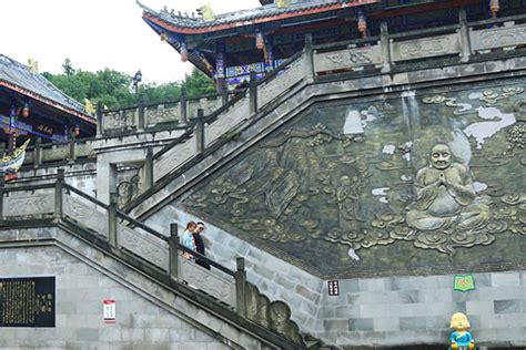 重庆夏日旅游好去处，綦江古剑山风景如画气候宜人，深受游客喜爱__财经头条
