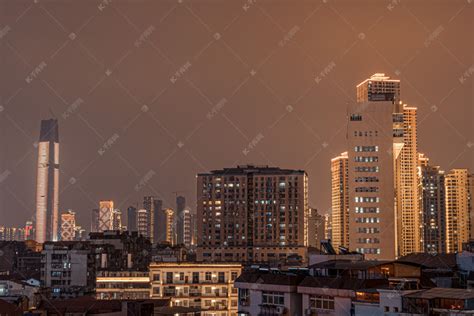 武汉城市建筑群夜晚建筑群大智路长曝光摄影图配图高清摄影大图-千库网