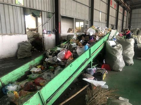 老叶较真丨废品收购站日夜工作，周边居民盼防尘降噪 - 周到上海