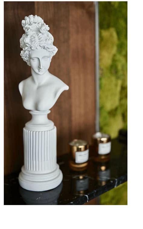 北欧创意家居人物维纳斯雕像石膏摆件大卫月亮女神艺术装饰品摆设-雕塑-2021美间（软装设计采购助手）