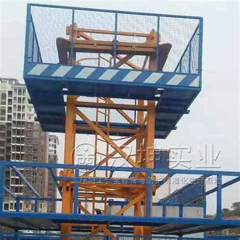 建筑施工现场塔吊安全防护栏设置规范__凤凰网
