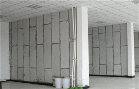 轻质隔墙板_产品系列_-安徽新瑞重工股份有限公司