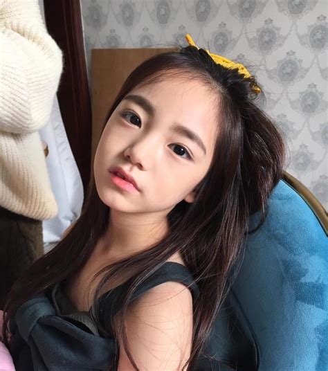 韩国最美女童星 小小年纪倾国倾城长大还了得|年纪|韩国|萝莉_新浪新闻