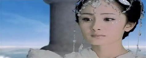 杨幂饰演的夕瑶就是仙女本女吧，好可爱灵动！梦回仙剑了！__财经头条