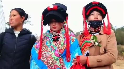 云南丽江宁蒗彝族农村结婚视频：出嫁新娘激动得大哭心酸_腾讯视频