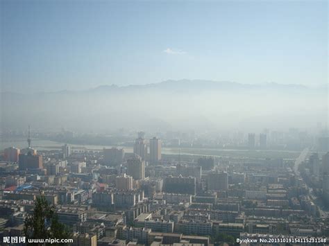 黑龙江鸡西：蜂蜜山出现云海云瀑景观