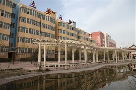 巴音郭楞职业技术学院