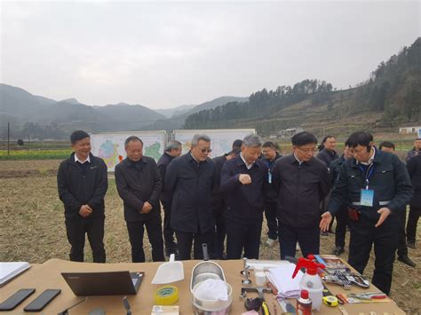 局领导赴宜昌“一联五进”推进整县地质服务工作-湖北省地质局