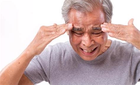高血压患者出现这三种表现，是“脑中风”前兆，要提高警惕