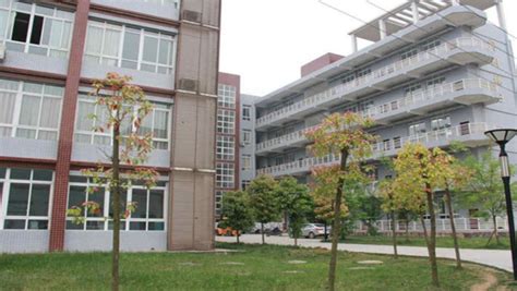 重庆黔江区民族职业教育中心2023年网站网址 - 职教网
