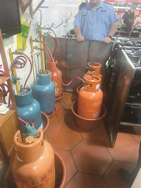 液化气钢瓶泡热水 泉州一餐馆被立案