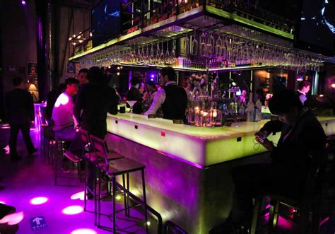 2023五一街一带的火塘酒吧比较聚集，是小资、文艺青年的根据地_五一街-评论-去哪儿攻略