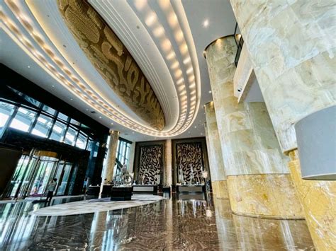 武汉友谊国际大酒店铜装饰-案例图片-杭州深众铜装饰工程有限公司