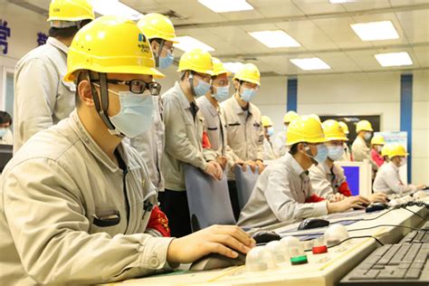 国网济南章丘公司领导调研参观伊莱特-伊莱特能源装备股份有限公司