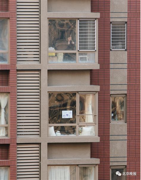 湖北宜昌居民隔空吼退5楼爬窗男童 网友：可能一声吼拯救一个家庭_中原网视台