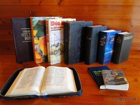 圣经 书 基督教 圣 阅读 知识 研究 厚图片免费下载 - 觅知网