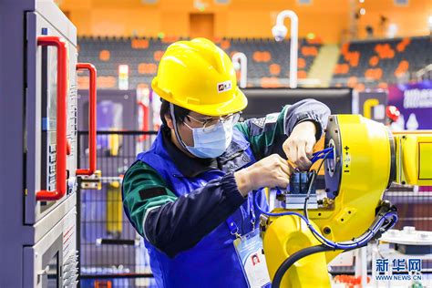 广东省2021年首次“工业机器人系统运维员”职业技能等级认定考试顺利举行 - 广东省机械工程学会