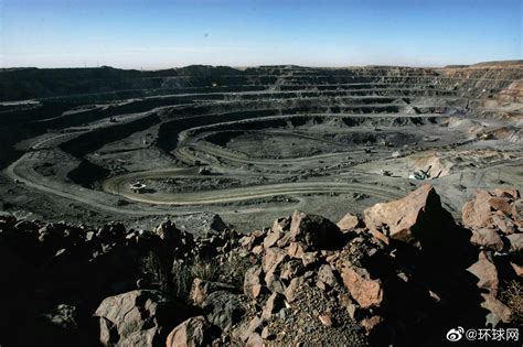 一起来看看世界最大稀土矿— 内蒙古白云鄂博矿|内蒙古|稀土矿|摄影_新浪新闻