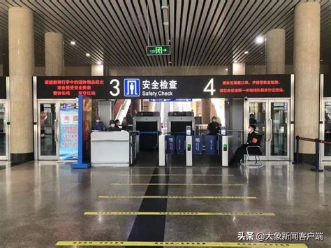 武汉城区首个三线换乘地铁站露出全貌 换乘最快20秒_湖北频道_凤凰网