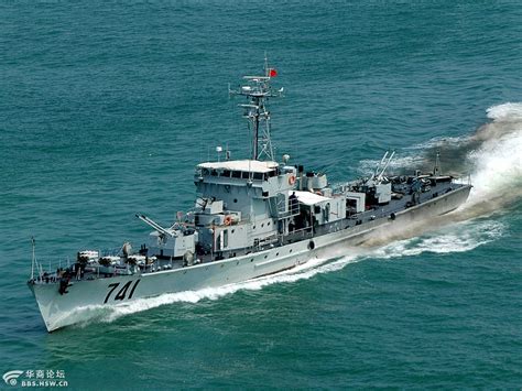 037型猎潜舰荣称黄水战列舰，三次齐射击沉千吨敌舰，创海战奇迹_手机新浪网