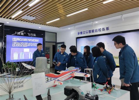 电力工程学院电自专业13级同学到云南电网公司宝峰变电站开展课程实习活动-电力学院