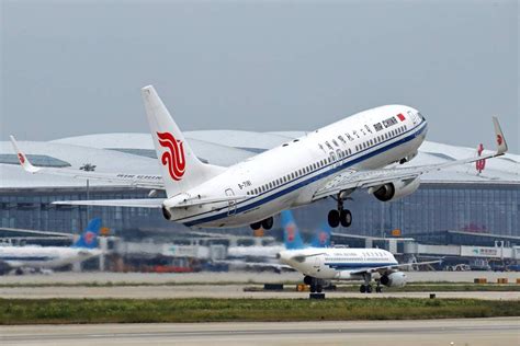 中国国航航班疑似有爆炸物 台桃园机场关闭一跑道_航空要闻_资讯_航空圈