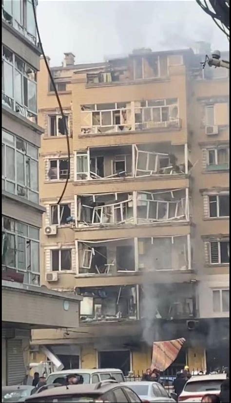 哈尔滨一小区发生爆炸，附近居民：1到7楼玻璃几乎全碎_道外区_有关_部门