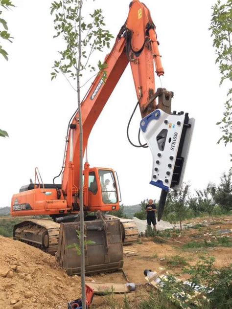 水山155三型破碎锤-重庆市三杰工程机械设备有限公司