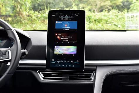盘点2019年最美汽车中控设计，越是黑科技越是屏幕多？
