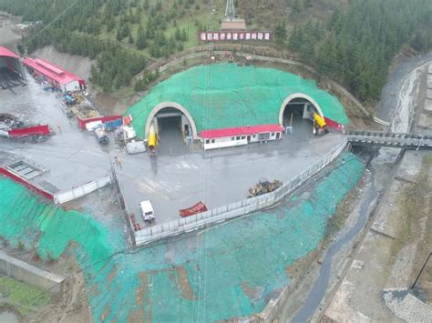 全球最长的双洞隧道：中国秦岭终南山隧道！