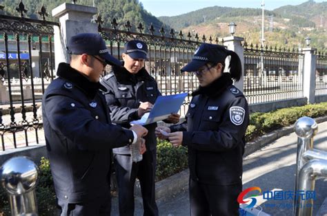 县环保局环境监察执法人员统一着装执法--中国庆元网