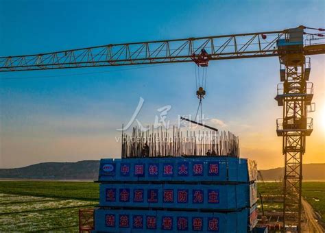 山西运城：临猗黄河大桥建设忙-人民图片网