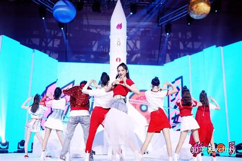 解散在即的火箭少女101，是中国偶像女团的“天花板”吗？ | CBNData