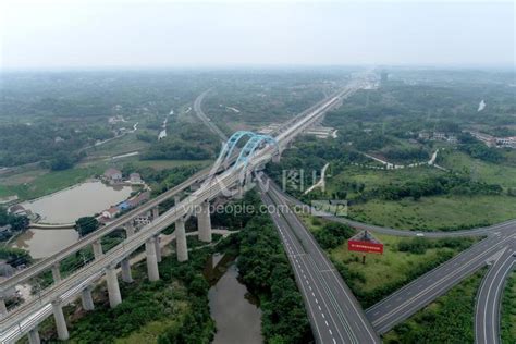 四川自贡：成宜高铁建设加速推进-人民图片网