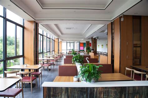 学校餐厅设计案例——华北水利水电大学餐厅设计|空间|家装设计|郑州餐饮设计公司 - 原创作品 - 站酷 (ZCOOL)
