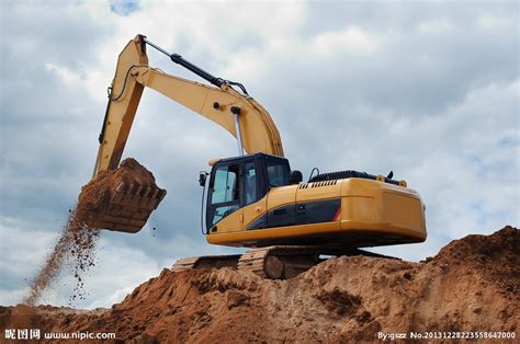 超巨型挖掘机工作的场面，很罕见！_腾讯视频