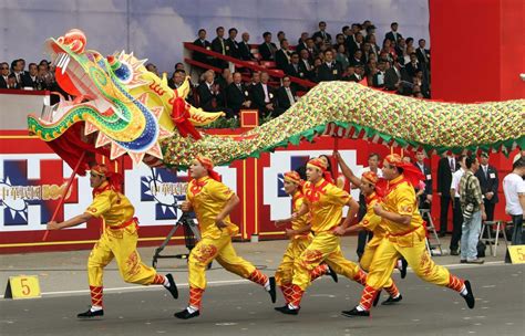 A trip to China: What about The Dragon Dance? - Ibiene Magazine