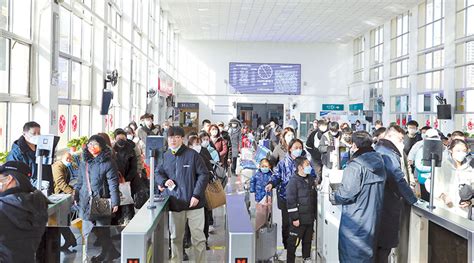 温暖回家路，广东招募超6.2万名志愿者服务春运