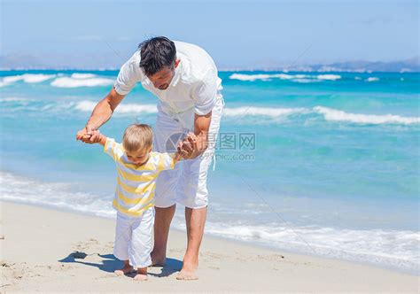 父亲节父子海边游玩背景图片免费下载-千库网