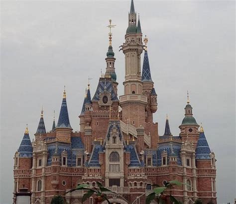上海迪士尼游人均费用2280元 业内人士称并不高-新闻中心-南海网